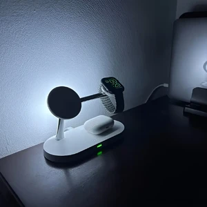 Беспроводное зарядное устройство iLoungeMax Magnetic Charger 5 in 1 White для iPhone | AirPods | Apple Watch - Фото 3