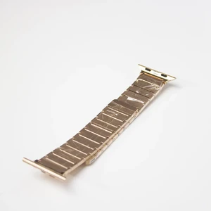 Ремінець iLoungeMax Metal Loop Magnetic Strap Gold для Apple Watch Ultra 49mm | 45mm | 44mm | 42mm - Фото 3
