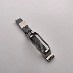 Металлический ремешок iLoungeMax Milanese Loop Silver для Xiaomi Mi Band 5 | 6 - Фото 2