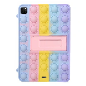 Чехол антистресс Поп-Ит с держателем для шнурка iLoungeMax Pop It Yellow Blue Rainbow для iPad Pro 11" (2022 | 2021 | 2020)  - Фото 1