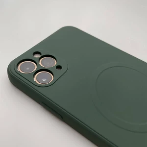 Силиконовый чехол iLoungeMax Silicone Case Full Camera Protective Forest Green для iPhone 11 Pro Max - Фото 3