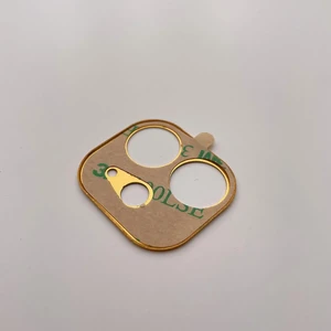 Жовта захисна рамка для камери iPhone 11 iLoungeMax Metal Lens - Фото 3