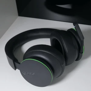 Бездротова комп'ютерна гарнітура Microsoft Xbox Wireless Headset - Фото 5