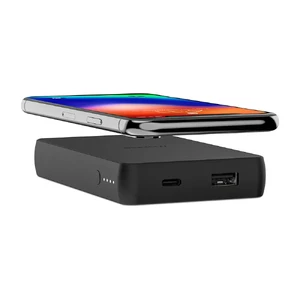 Бездротовий зовнішній акумулятор Mophie Charge Stream Powerstation Wireless 6040mAh - Фото 8