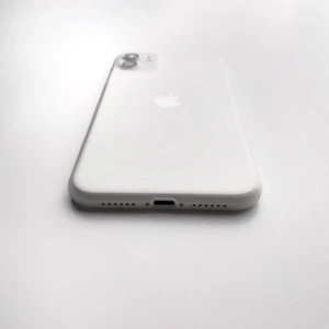 Супертонкий чехол oneLounge 1Thin 0.35mm White для iPhone 11 - Фото 4