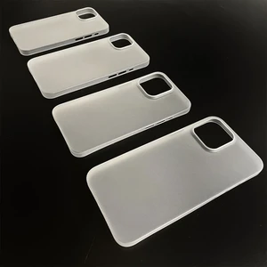 Супертонкий чехол oneLounge 1Thin 0.35mm White для iPhone 13 - Фото 6