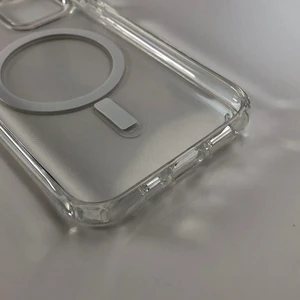 Прозрачный силиконовый чехол iLoungeMax Armor MagSafe Case для iPhone 12 | 12 Pro - Фото 5