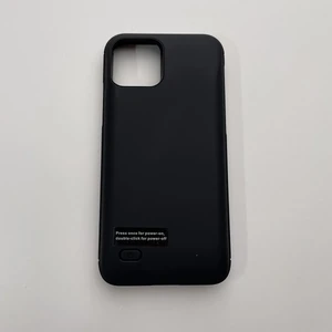 Чехол-аккумулятор iLoungeMax Battery Case 5200mAh для iPhone 12 | 12 Pro - Фото 4