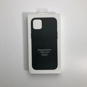 Шкіряний чохол iLoungeMax Genuine Leather Case MagSafe Black для iPhone 12 | 12 Pro ОЕМ - Фото 4