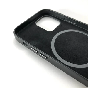 Шкіряний чохол iLoungeMax Genuine Leather Case MagSafe Black для iPhone 12 | 12 Pro ОЕМ - Фото 6