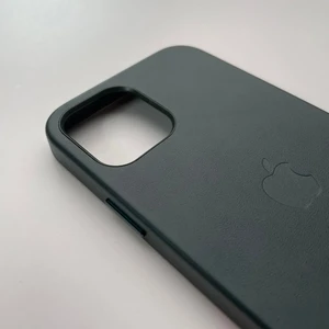 Шкіряний чохол iLoungeMax Genuine Leather Case MagSafe Pine Green для iPhone 12 | 12 Pro ОЕМ - Фото 3