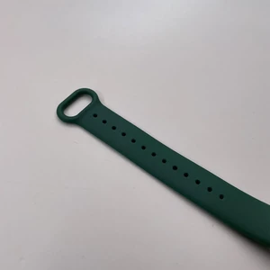 Зелений силіконовий ремінець iLoungeMax для Xiaomi Mi Band 5 | 6 - Фото 4