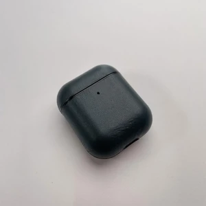 Шкіряний чохол iLoungeMax Leather Case Forest Green для Airpods 2 | 1 - Фото 2