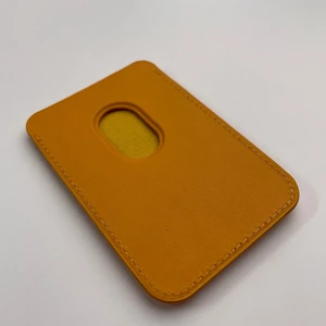 Кожаный чехол-бумажник iLoungeMax Leather Wallet MagSafe California Poppy для iPhone 15 | 14 | 13 | 12 OEM - Фото 5
