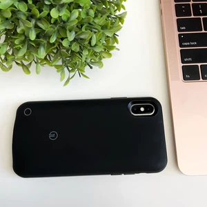 Чехол-аккумулятор iLoungeMax SilicolPower 3400mAh для iPhone XS Max - Фото 8