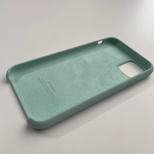 Силіконовий чохол iLoungeMax Silicone Case Beryl для iPhone 11 OEM - Фото 5