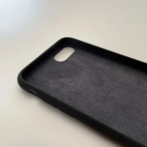 Силіконовий чохол iLoungeMax Silicone Case Black для iPhone SE 3 | SE 2 | 8 | 7 OEM - Фото 4