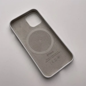 Cиликоновый чехол iLoungeMax Silicone Case MagSafe White для iPhone 12 mini OEM - Фото 6