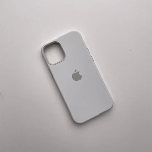 Cиликоновый чехол iLoungeMax Silicone Case MagSafe White для iPhone 12 mini OEM - Фото 3