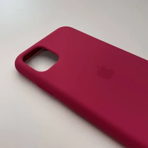 Силіконовий чохол iLoungeMax Silicone Case Pomegranate для iPhone 11 OEM - Фото 5