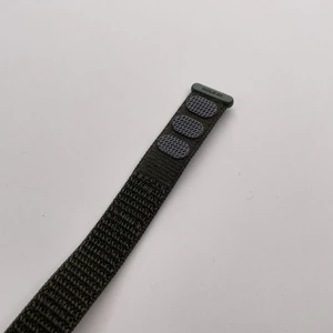 Нейлоновий ремінець iLoungeMax Sport Loop Forest Green для Xiaomi Mi Band 5 | 6 - Фото 3