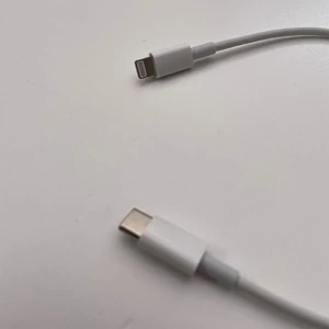 Зарядный кабель для iPhone | iPad iLoungeMax USB-C to Lightning PD 18W 0.25m - Фото 3