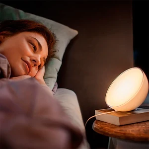 Умный светильник Philips Hue Go White and Color Ambiance - Фото 5