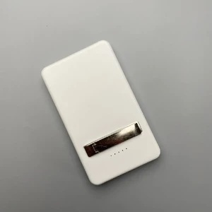 Повербанк с беспроводной зарядкой iLoungeMax MagSafe Wireless Charger Power Bank 5000mAh White (с поддержкой анимации) - Фото 3