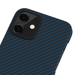 Карбоновый чехол-накладка Pitaka MagEZ Case Black | Blue для iPhone 12 - Фото 3