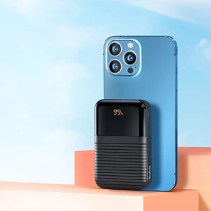 Повербанк с дисплеем для iPhone/телефона/планшета, 10000mAh, с быстрой зарядкой 22.5W PD, разъемами USB-C и 2x USB-A | Mcdodo Moon Series Black - Фото 5
