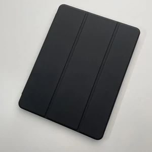 Чехол с держателем для стилуса iLoungeMax Protective Smart Cover Black для iPad 9.7" (2017 | 2018) - Фото 4
