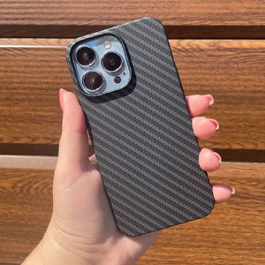 Протиударний чохол з MagSafe для iPhone 13 Pro | iLoungeMax Carbon Like (TPU) - Фото 5