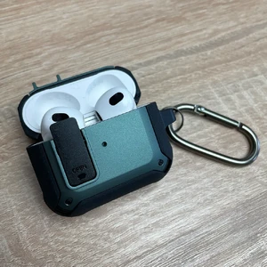 Протиударний чохол на замку для AirPods 3 з карабіном | iLoungeMax Lock Case Green - Фото 5