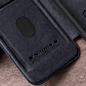 Шкіряний чохол-книжка зі шторкою для камери Nillkin Qin Pro Leather Black для iPhone 15 - Фото 9