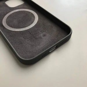 Чорний силіконовий чохол iLoungeMax Silicone Case MagSafe Black для iPhone 12 Pro Max OEM (c підтримкою анімації) - Фото 5