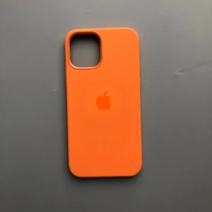 Силиконовый чехол iLoungeMax Silicone Case MagSafe Kumquat для iPhone 12 | 12 Pro OEM (c поддержкой анимации) - Фото 5