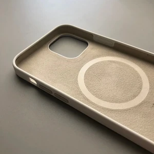 Силиконовый чехол iLoungeMax Silicone Case MagSafe White для iPhone 12 | 12 Pro OEM (c поддержкой анимации) - Фото 6