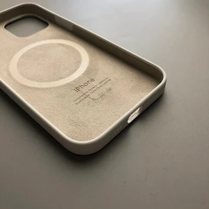 Силиконовый чехол iLoungeMax Silicone Case MagSafe White для iPhone 12 | 12 Pro OEM (c поддержкой анимации) - Фото 7