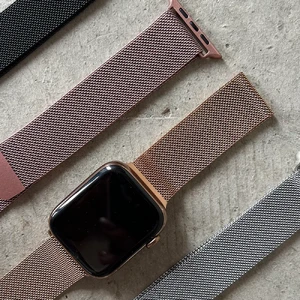 Ремінець iLoungeMax Milanese Loop Rose Gold для Apple Watch Ultra 49mm | 45mm | 44mm | 42mm - Фото 11