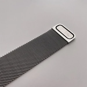 Ремешок iLoungeMax Milanese Loop Silver для Apple Watch Ultra 49mm | 45mm | 44mm | 42mm - Фото 5