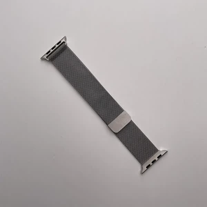 Ремешок iLoungeMax Milanese Loop Silver для Apple Watch Ultra 49mm | 45mm | 44mm | 42mm - Фото 6