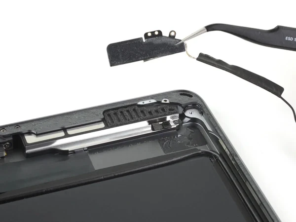 Ремонт антенны Wi-Fi iPad 9 10.2" (2021)