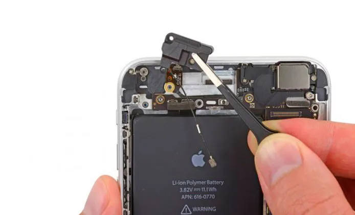 Ремонт GSM-модуля связи iPhone 11 Pro Max