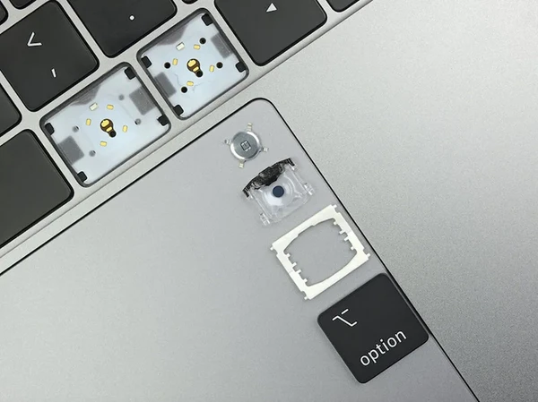 Ремонт клавиатуры MacBook Pro 13" M2 (2022) A2338