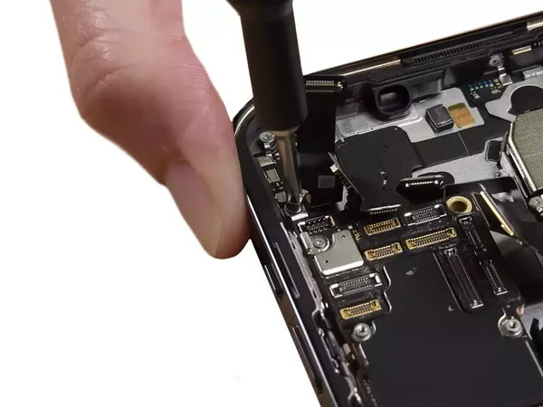 Ремонт кнопки беззвучного режиму iPhone 14 Pro Max