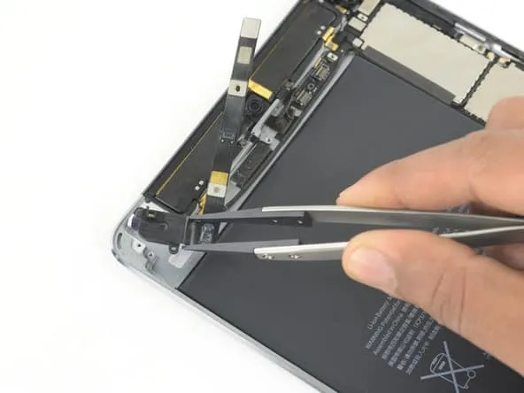 Ремонт роз'єму навушників (аудіо-роз'єму) iPad Pro 12.9" (2018)