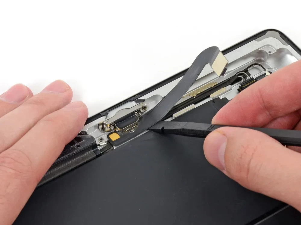 Ремонт разъема зарядки (синхронизации) iPad 3