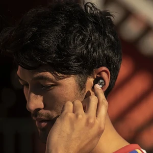 Бездротові навушники Sennheiser Momentum True Wireless із зарядним кейсом - Фото 14