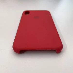 Силиконовый чехол iLoungeMax Silicone Case (PRODUCT) RED для iPhone XR OEM - Фото 5