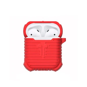 Червоний силіконовий чохол з карабіном iLoungeMax для Apple AirPods - Фото 2